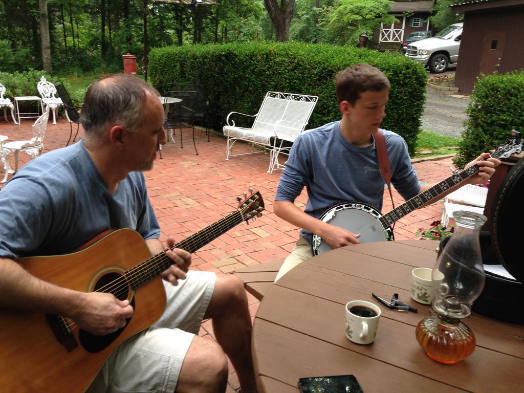 Ebenezer House Bed & Breakfast Burtonsville Luaran gambar