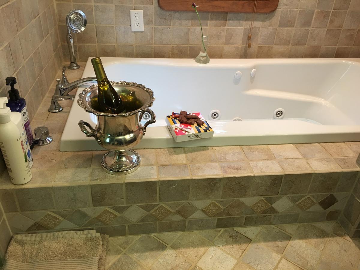 Ebenezer House Bed & Breakfast Burtonsville Luaran gambar