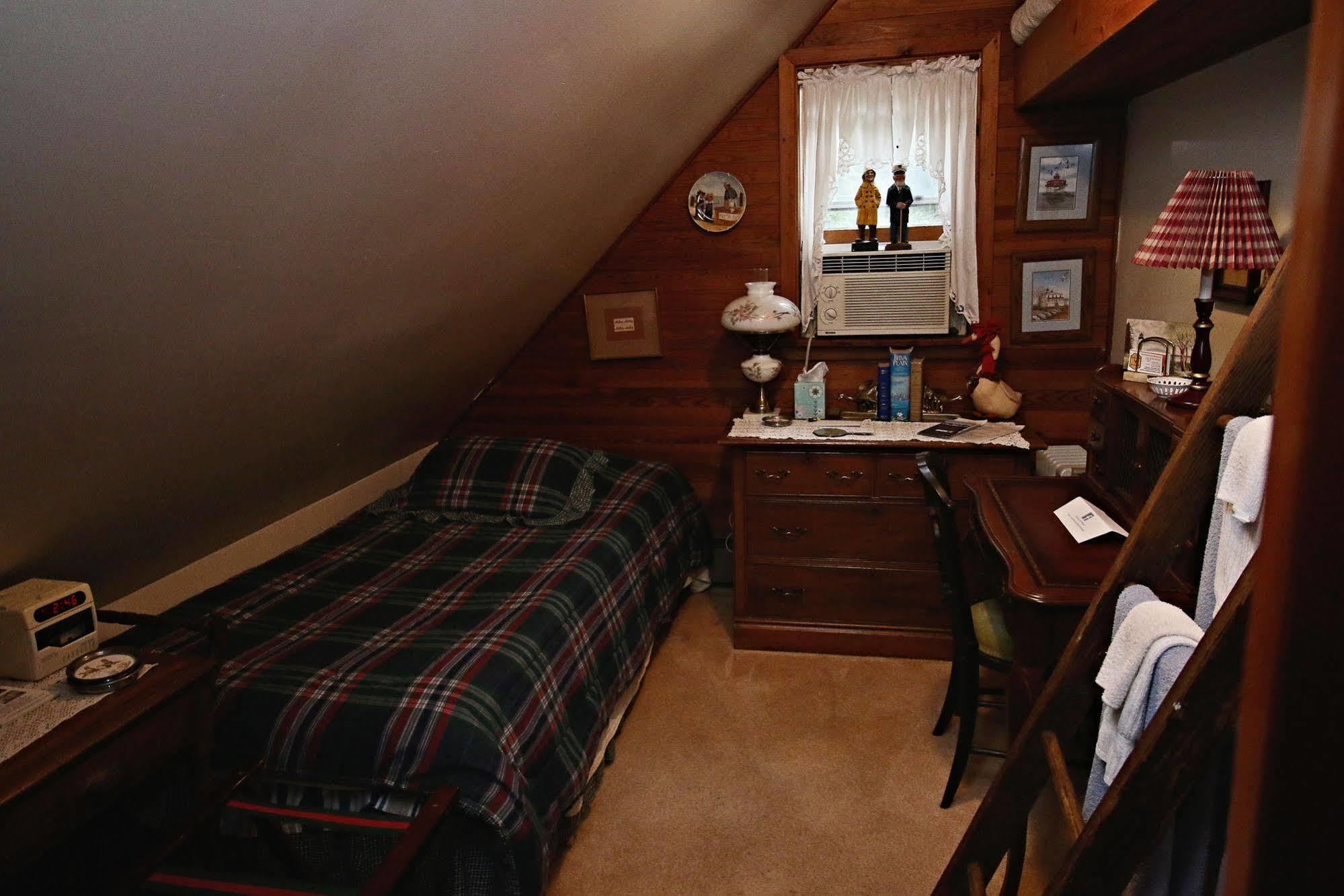 Ebenezer House Bed & Breakfast Burtonsville Luaran gambar