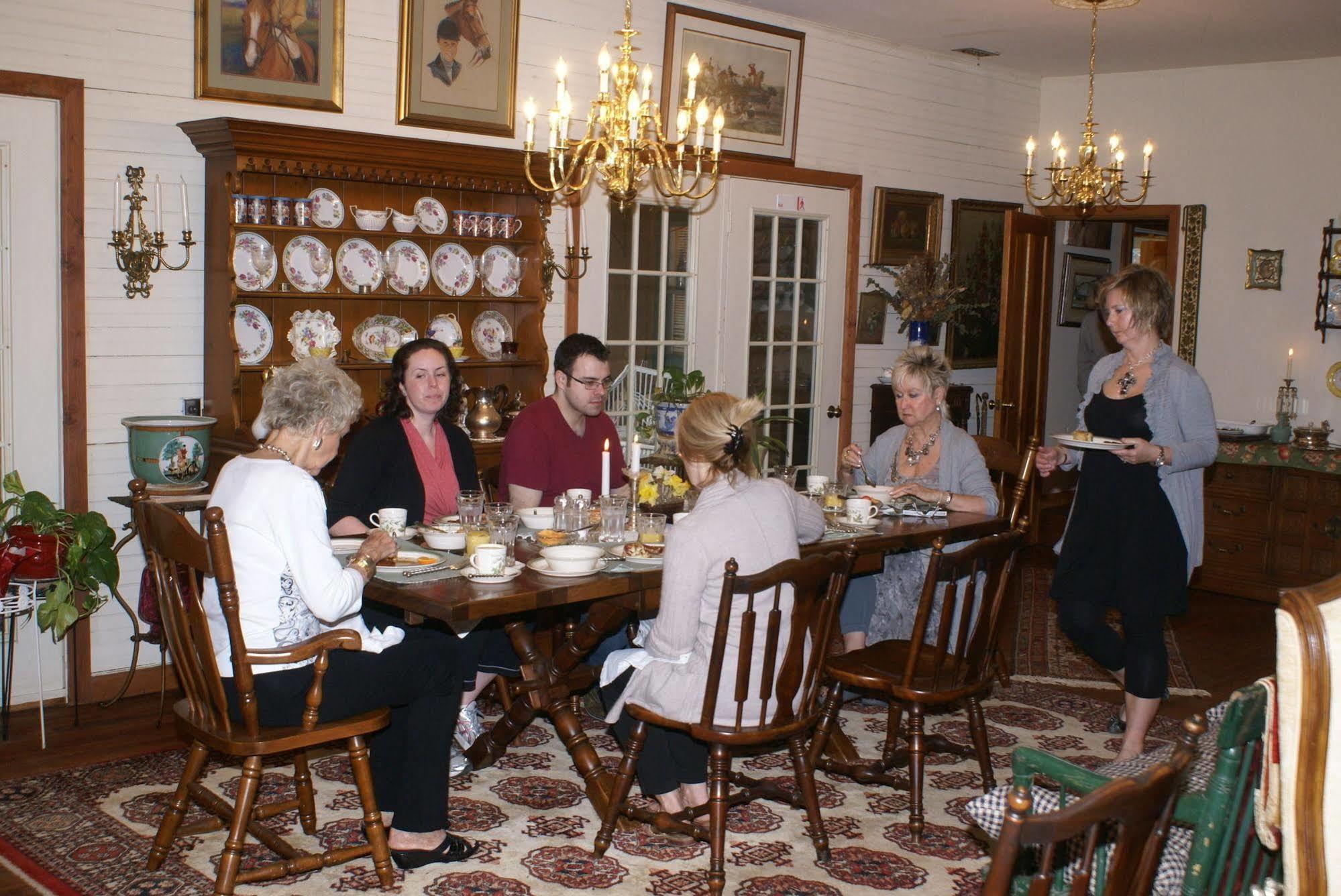 Ebenezer House Bed & Breakfast Burtonsville Luaran gambar